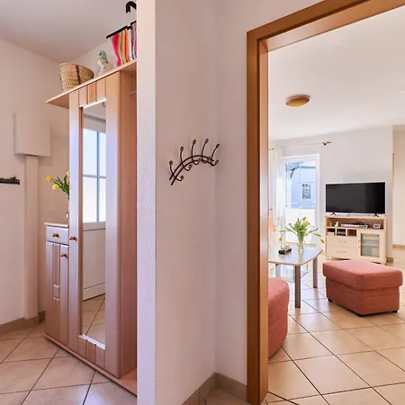 87 3, Ahornweg 3 B Apartment